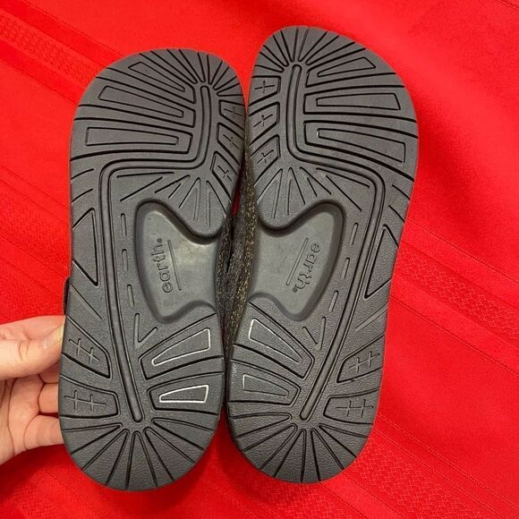 Earth Mule Womens 8M Black Grey Wool Felt Dream Renmen Ayiti Slip On Shoe - Picture 10 of 12